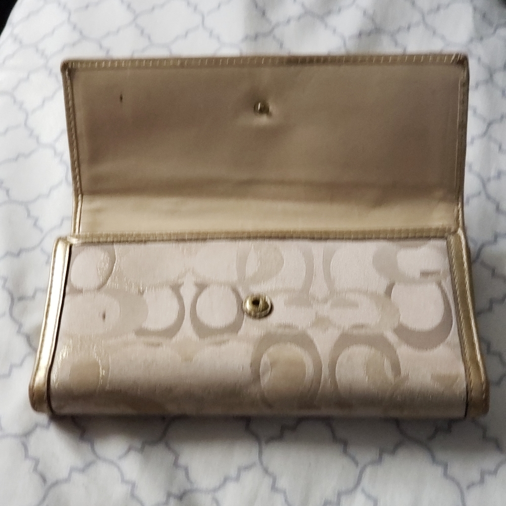 Coach Wallet - image 3